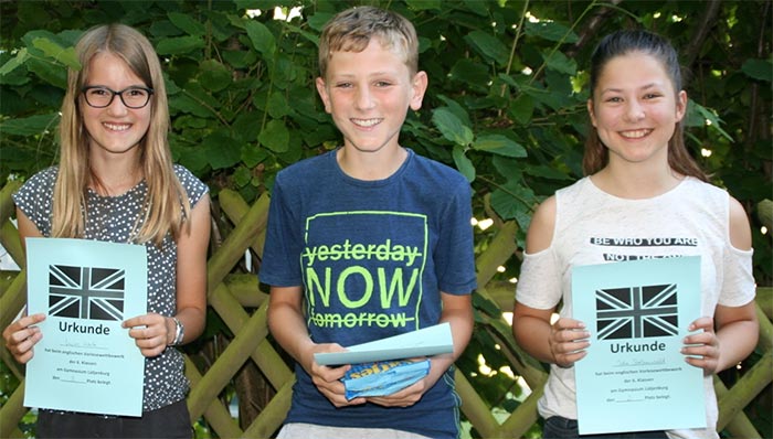 Vorlesewettbewerb in Klasse 6 Vorlesewettbewerb in Klasse 6